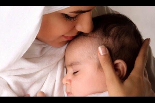  شیر مادر، طلایی‌ترین هدیه به کودک