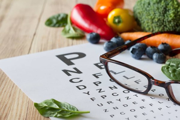   تقویت بینایی با مواد غذایی سالم