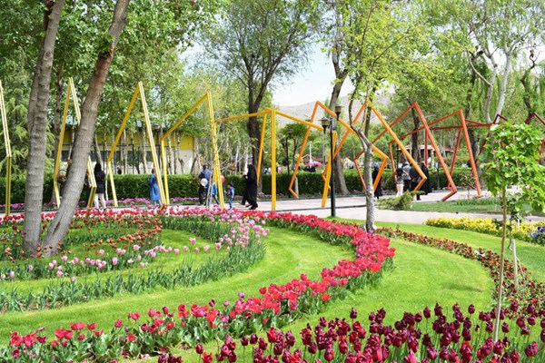 فضای دل‌انگیز بوستان‌های قم