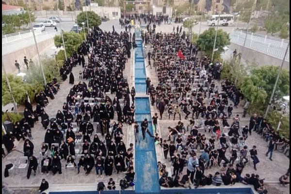 گردهمایی ۱۰۰۰ نفره میهمانان کوچک امام حسین (ع) در قم برگزار شد