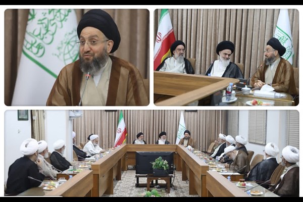  دیدار عمار حکیم با اعضای جامعه مدرسین