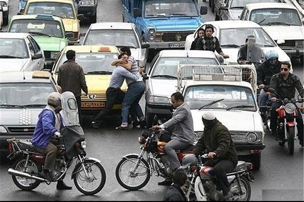 نزاع کنندگان خیابانی به‌سرعت از عمل خود پشیمان می‌شود/آموزش صحیح باعث کاهش نزاع ها می شود