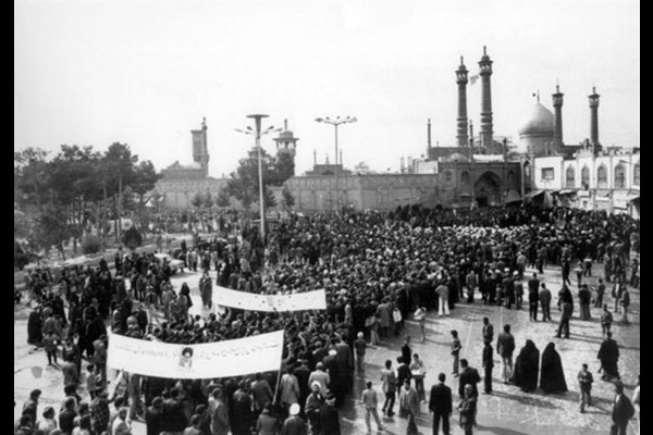 قم؛ خاستگاه و پیشران انقلاب / قیام 19 دی مبدأ و زمینه‌ساز تظاهرات سراسری در کشور