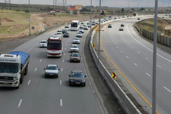 ترافیک جاده‌های استان قم روان است 