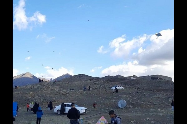 برگزاری جشنواره بادبادک‌ها در روستای خاوه قم 