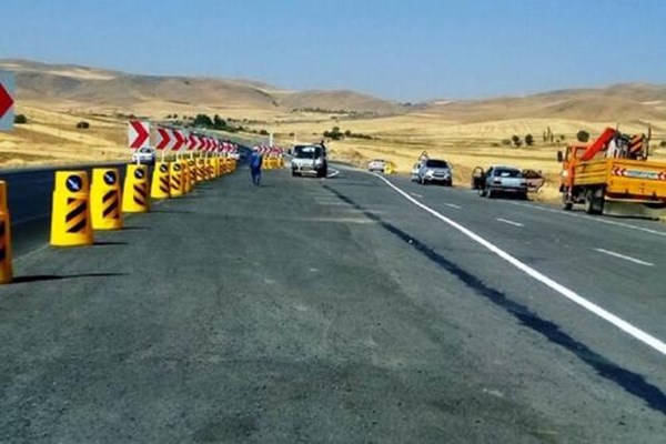 برطرف شدن ۱۲ نقطه حادثه خیز سطح راه‌های بخش سلفچگان استان قم