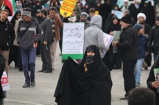  راهپیمایی مردم قم در حمایت از پاسداران اسلام