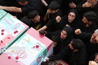 مراسم تشییع پیکر ۸ شهید جنایات رژیم صهیونی