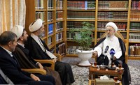 تاکید مراجع عظام بر برخورد قاطع با مفاسد اقتصادی